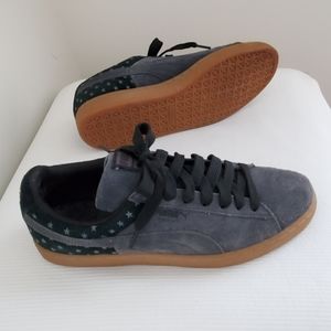 Puma Suede Stars Sneakers